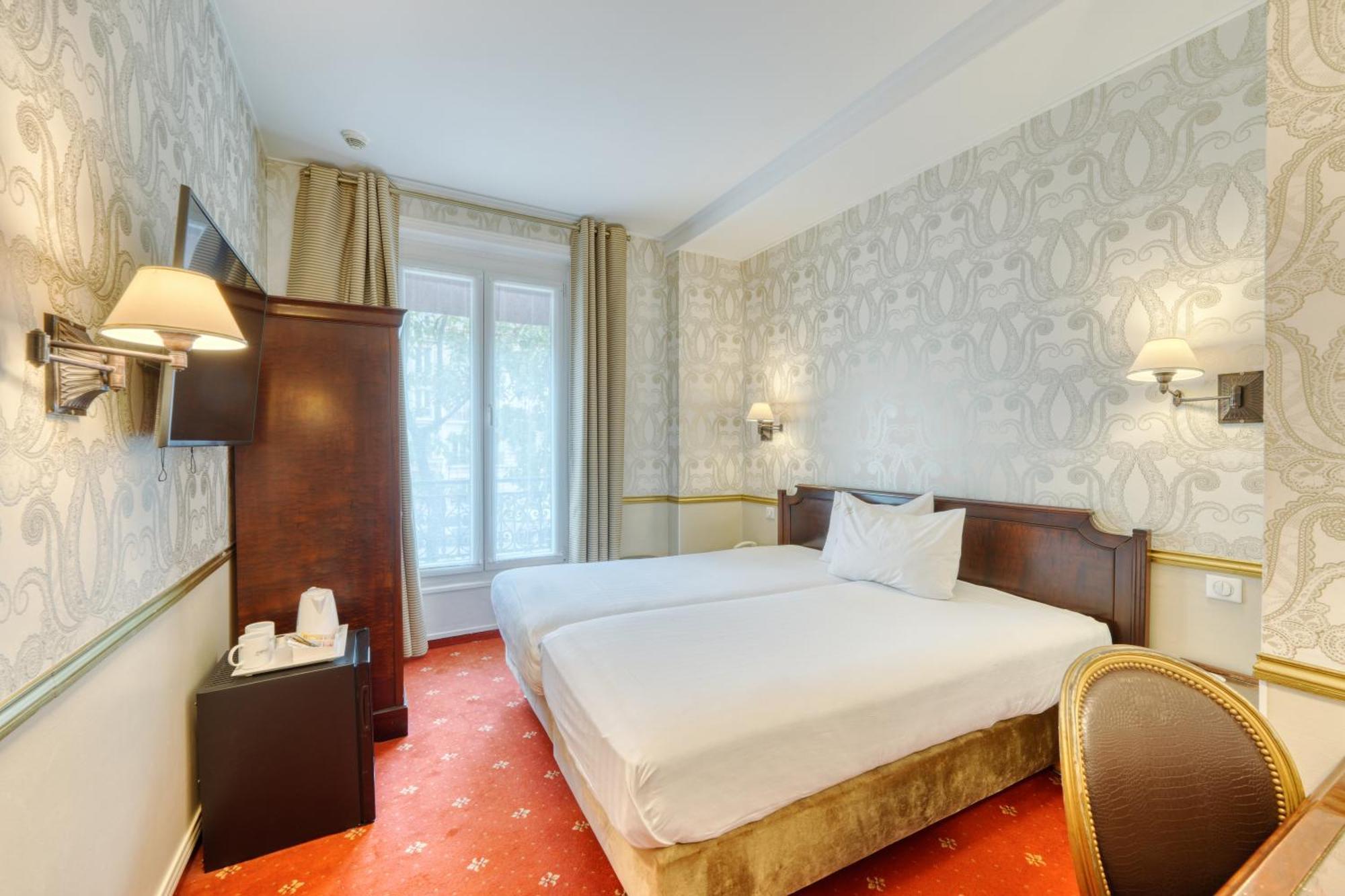 Belfast Hotel Párizs Szoba fotó